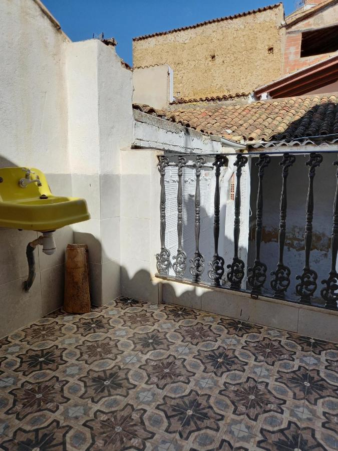 Вилла La Gata Mala Navarres Экстерьер фото